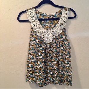 Forever 21 Floral Lace Top